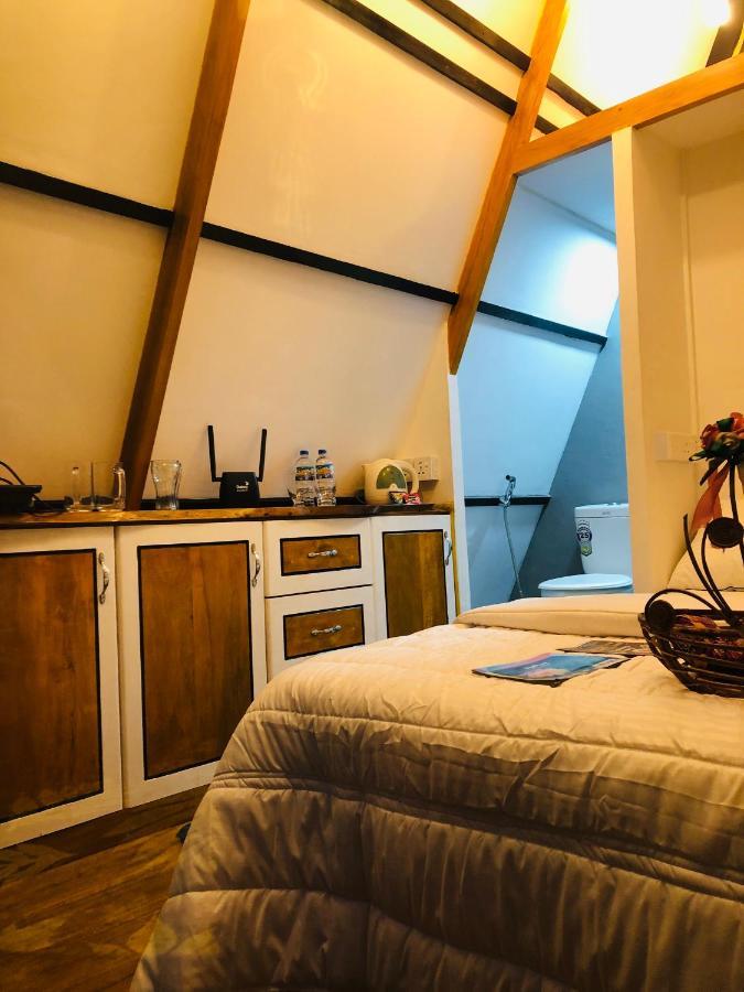 Bed and Breakfast The We2 "Wildwood Elegance Escape" Induruwa Exterior foto