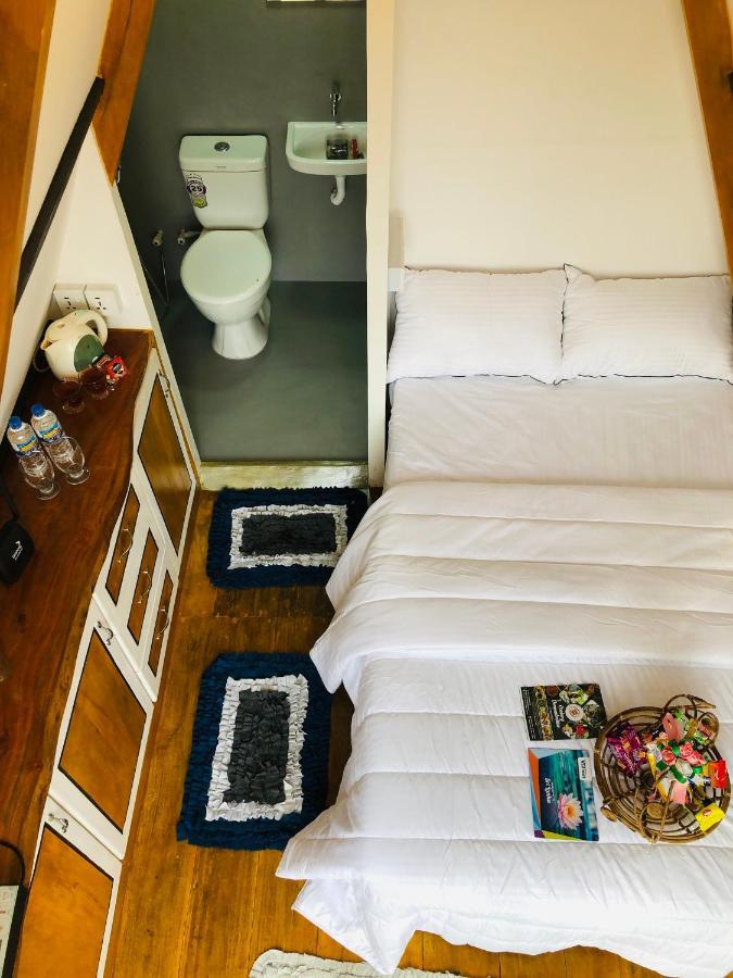 Bed and Breakfast The We2 "Wildwood Elegance Escape" Induruwa Exterior foto